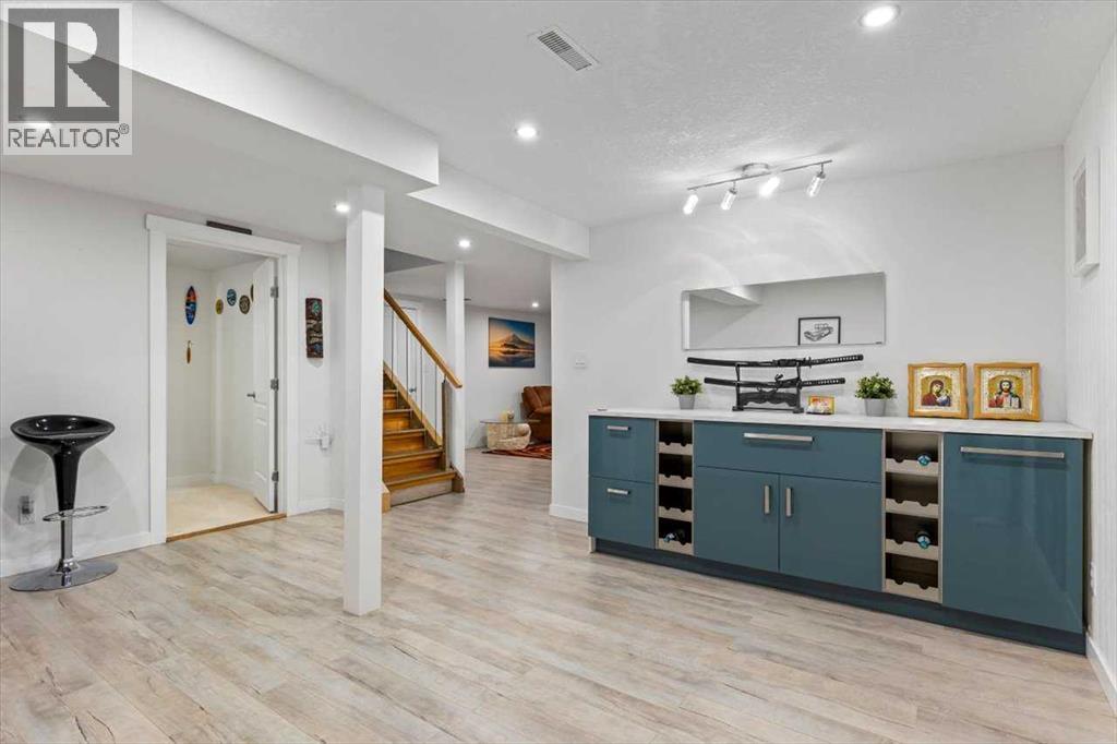 343 Queen Tamara Way Se, Calgary, Alberta  T2Y 4R1 - Photo 32 - A2254985