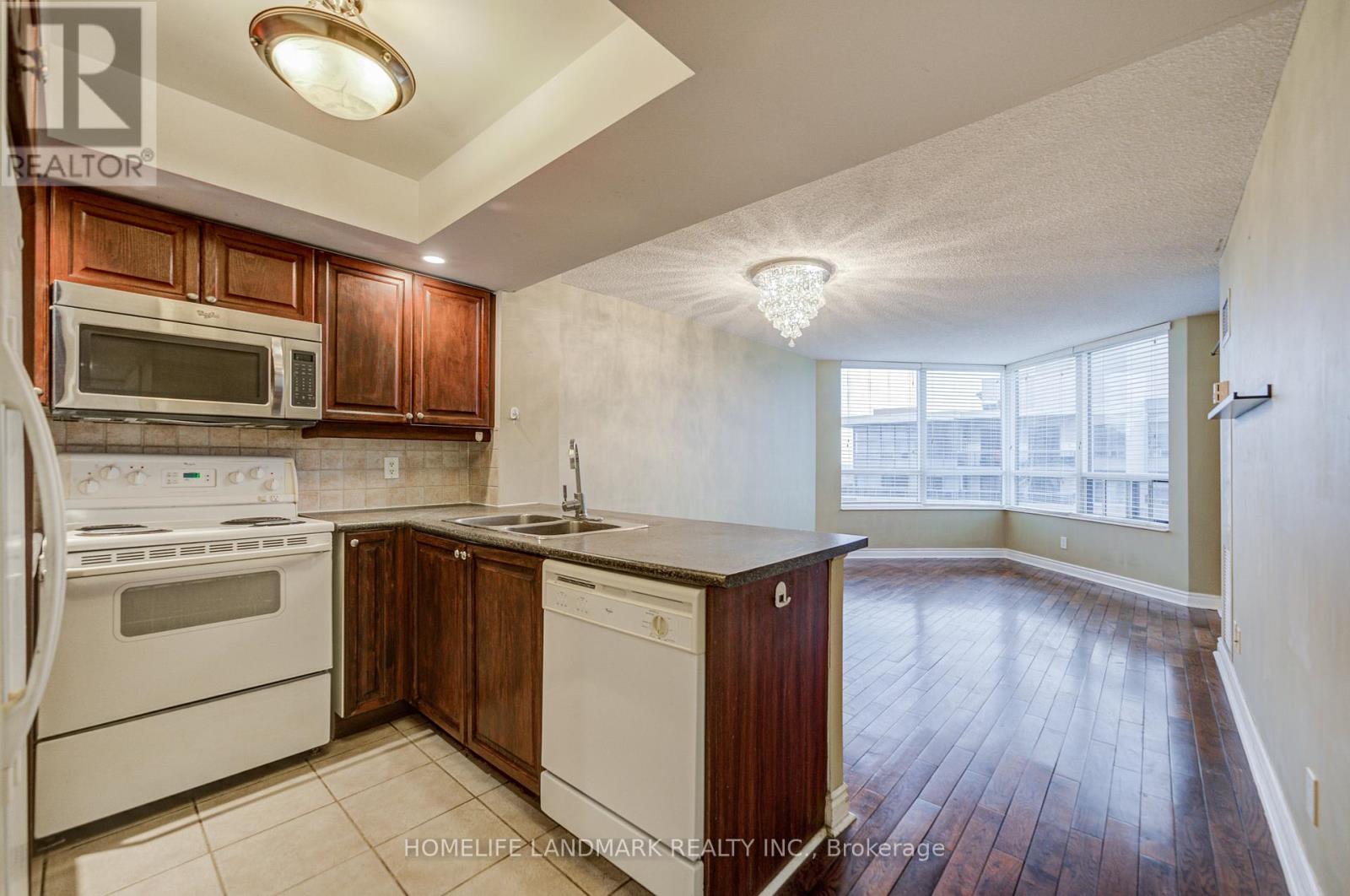 1720 - 15 Northtown Way, Toronto, Ontario M2N 7A2 - Photo 8 - C12549360