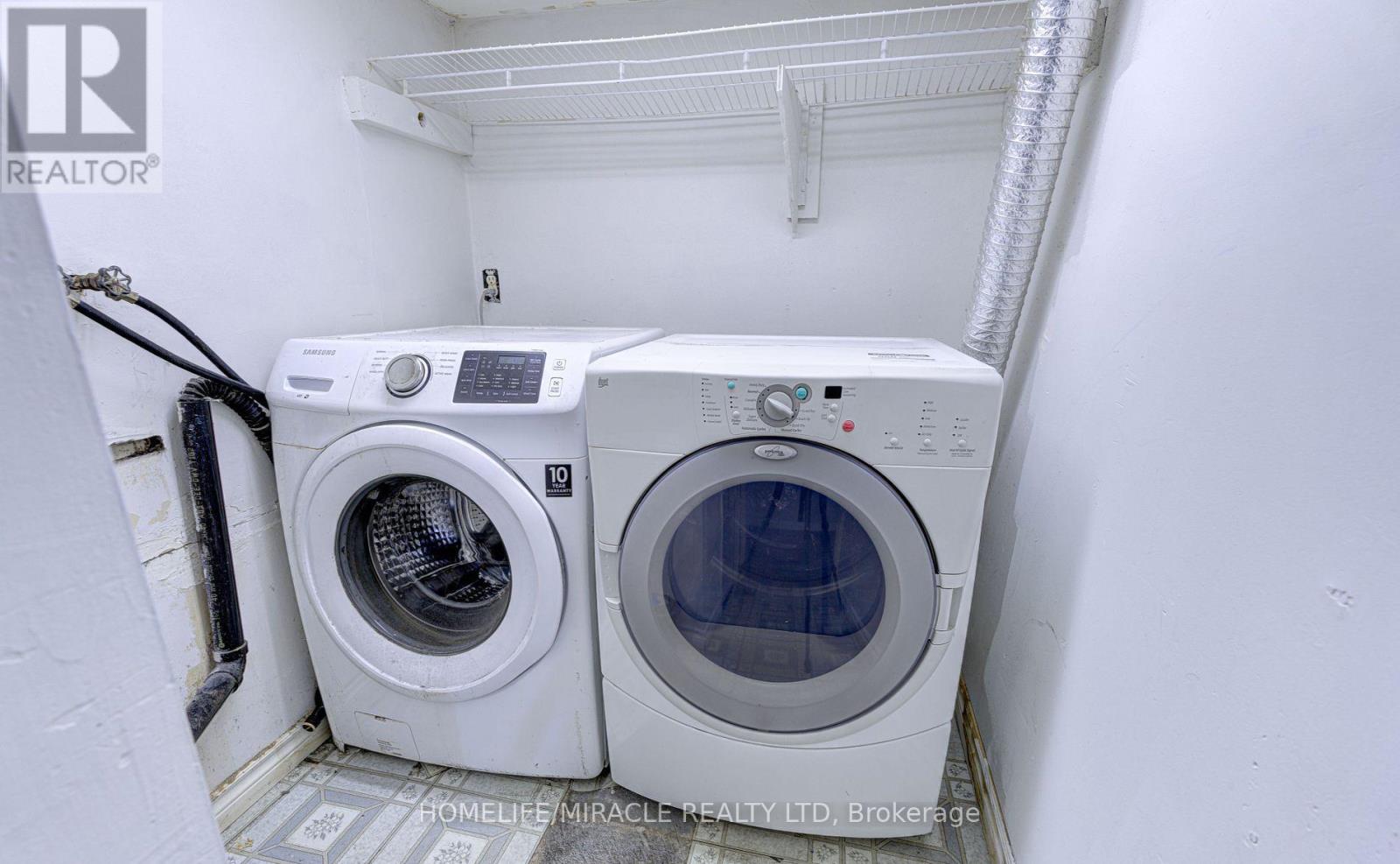 55 Castlehill Road, Brampton, Ontario L6X 4C9 - Photo 28 - W12549424