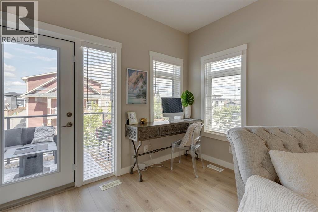 19 Sage Bluff Gate Nw, Calgary, Alberta  T3R 1T5 - Photo 10 - A2250553