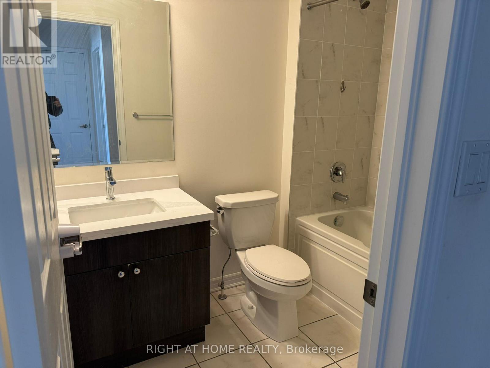 98 - 1000 Asleton Boulevard, Milton, Ontario  L9T 9L4 - Photo 27 - W12410829