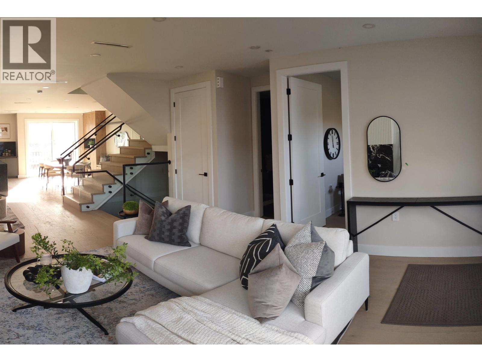 1 1706 W 68th Avenue, Vancouver, British Columbia  V6P 2V8 - Photo 5 - R3067728