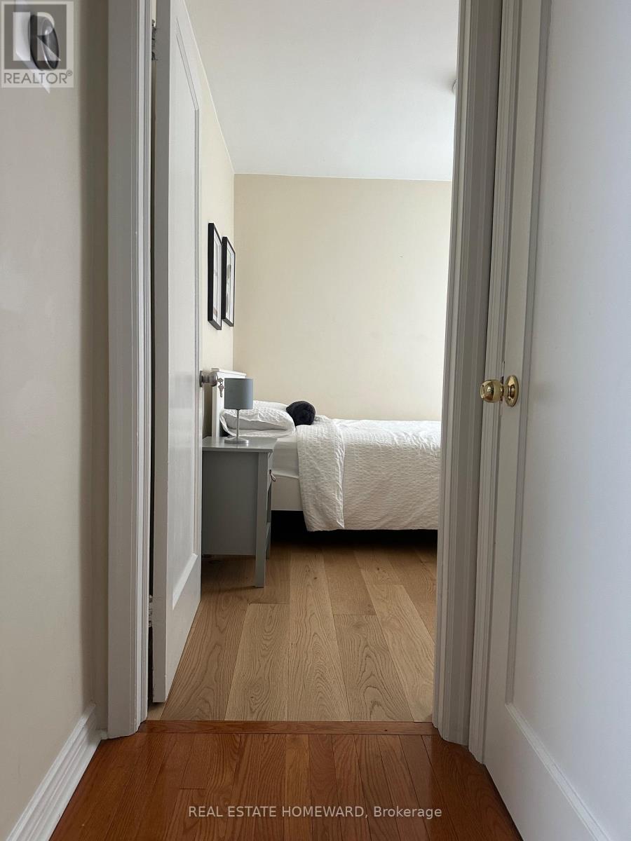 5 Highvale Road, Toronto, Ontario M1L 3R2 - Photo 16 - E12520506