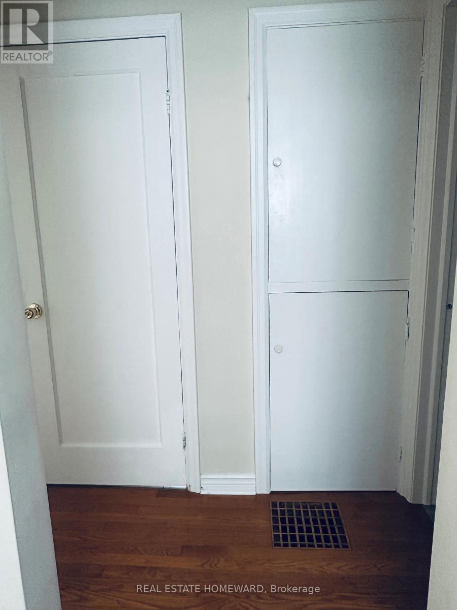 5 Highvale Road, Toronto, Ontario M1L 3R2 - Photo 13 - E12520506