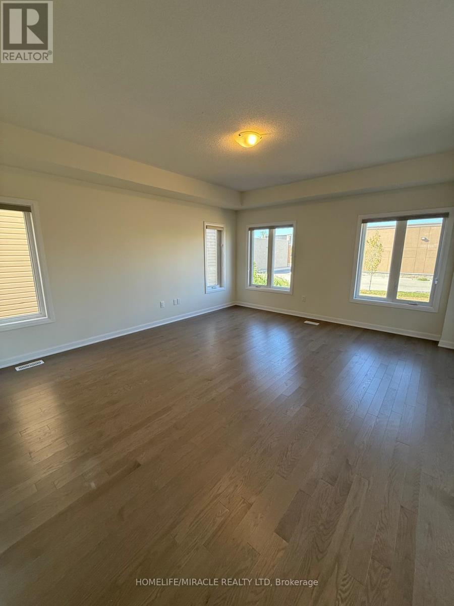 80 Golf Links Drive, Loyalist, Ontario K0H 1G0 - Photo 16 - X12539222