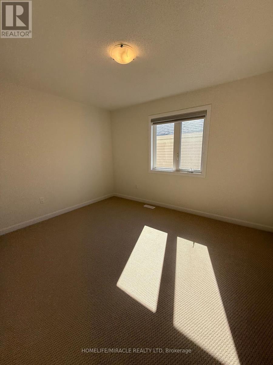 80 Golf Links Drive, Loyalist, Ontario K0H 1G0 - Photo 22 - X12539222