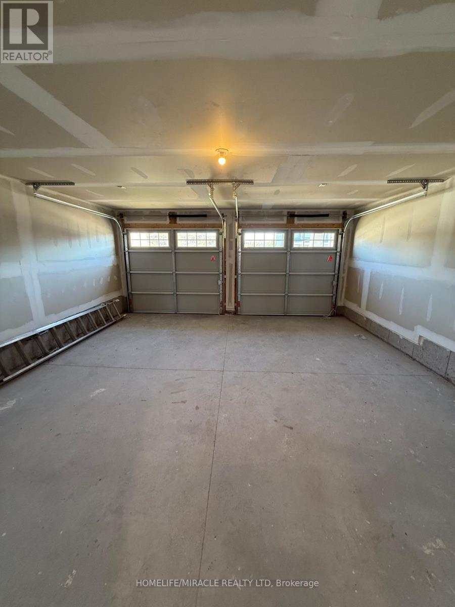 80 Golf Links Drive, Loyalist, Ontario K0H 1G0 - Photo 23 - X12539222