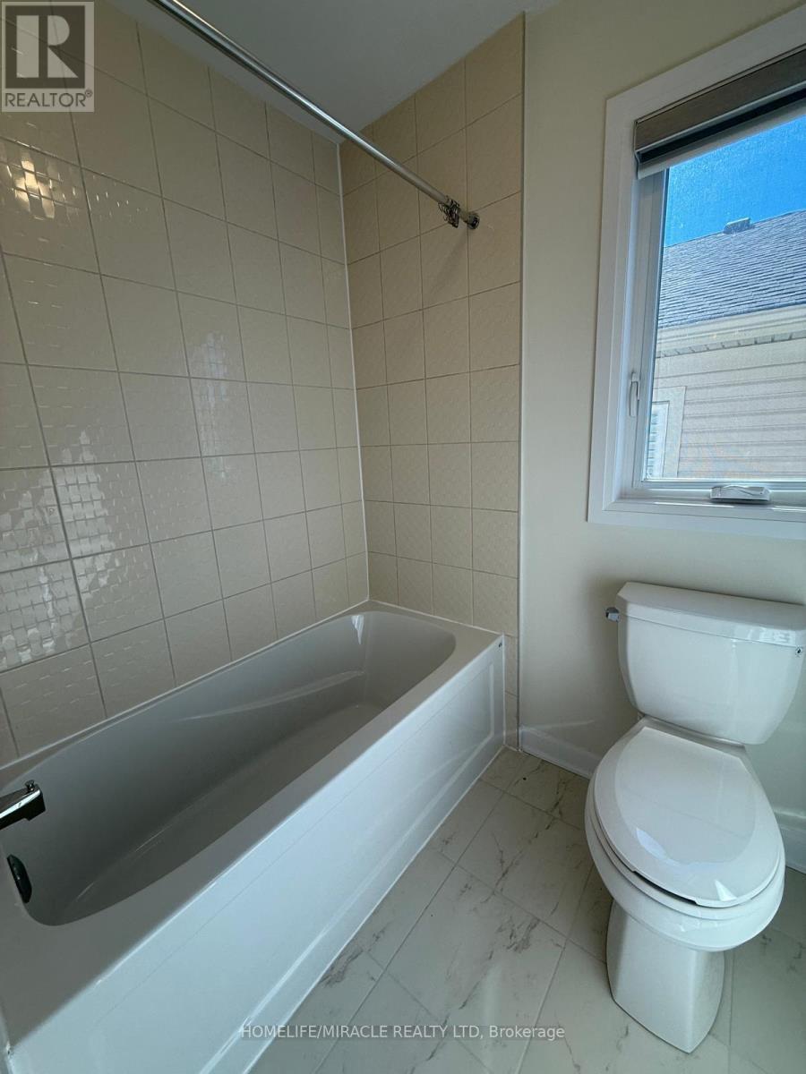 80 Golf Links Drive, Loyalist, Ontario K0H 1G0 - Photo 24 - X12539222