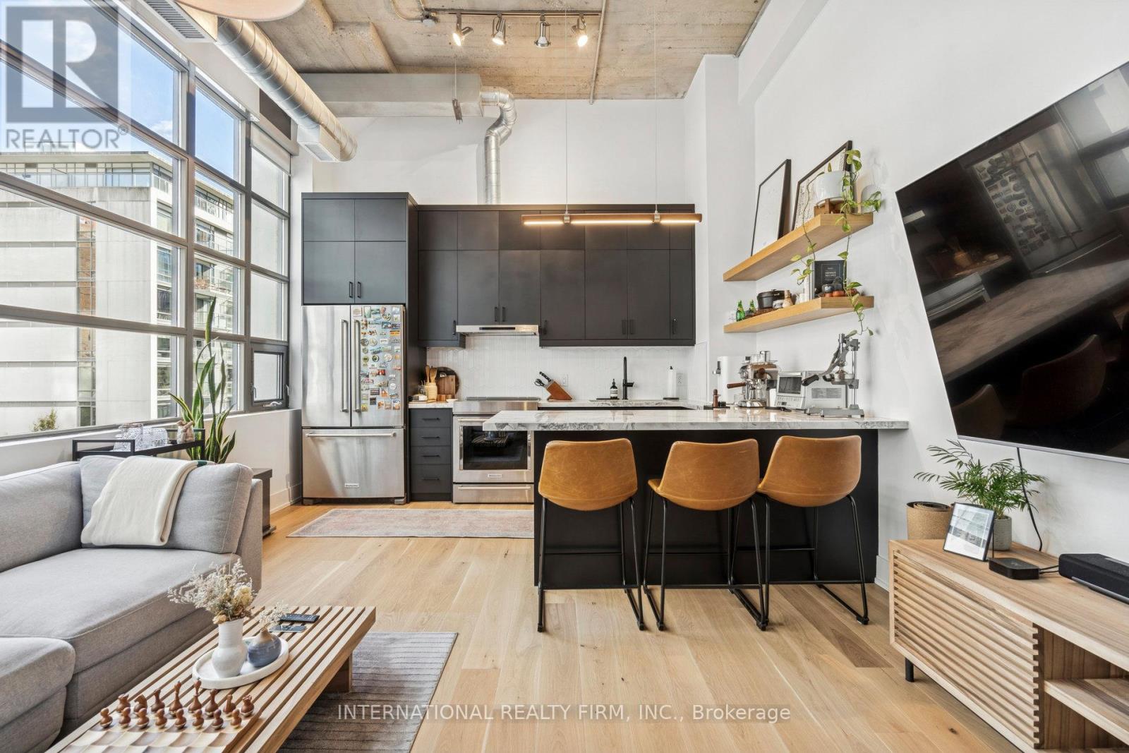 303 - 637 Lake Shore Boulevard W, Toronto, Ontario  M5V 3J6 - Photo 7 - C12549460