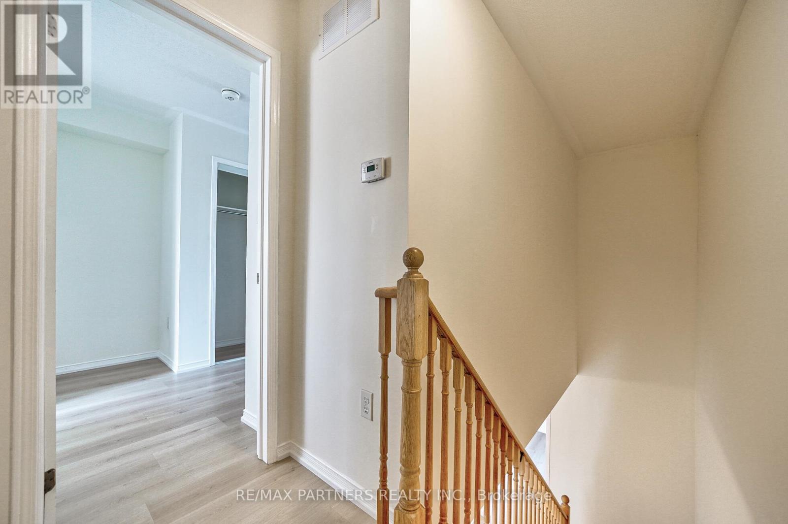 2615 Eaglesham Path, Oshawa, Ontario  L1L 0M7 - Photo 14 - E12549472