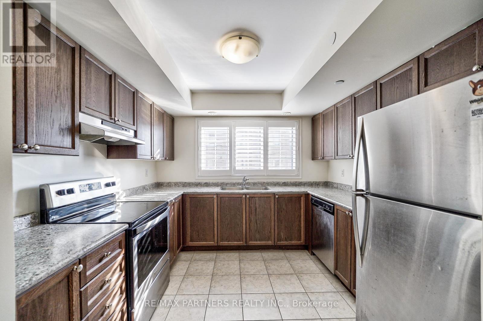 2615 Eaglesham Path, Oshawa, Ontario  L1L 0M7 - Photo 8 - E12549472