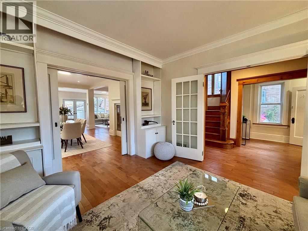 34 Menno Street, Waterloo, Ontario  N2L 2A7 - Photo 6 - 40787605