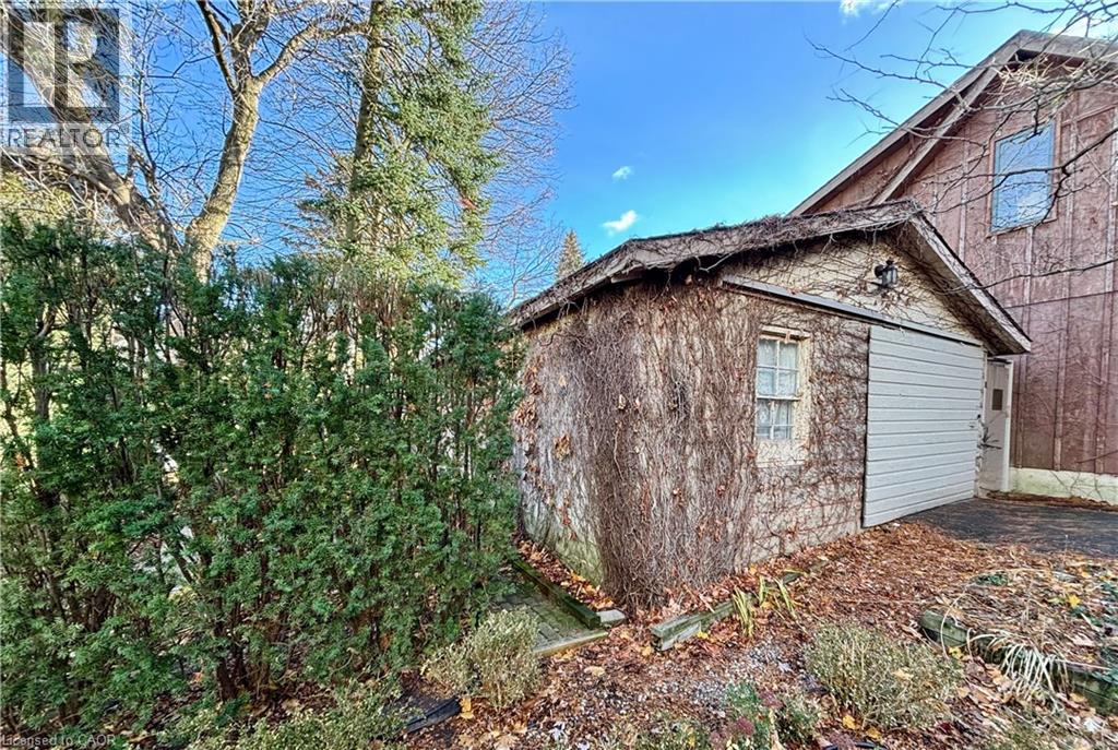 34 Menno Street, Waterloo, Ontario  N2L 2A7 - Photo 47 - 40787605