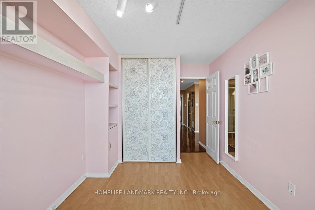 704 - 250 Webb Drive, Mississauga, Ontario  L5B 3Z4 - Photo 16 - W12549450