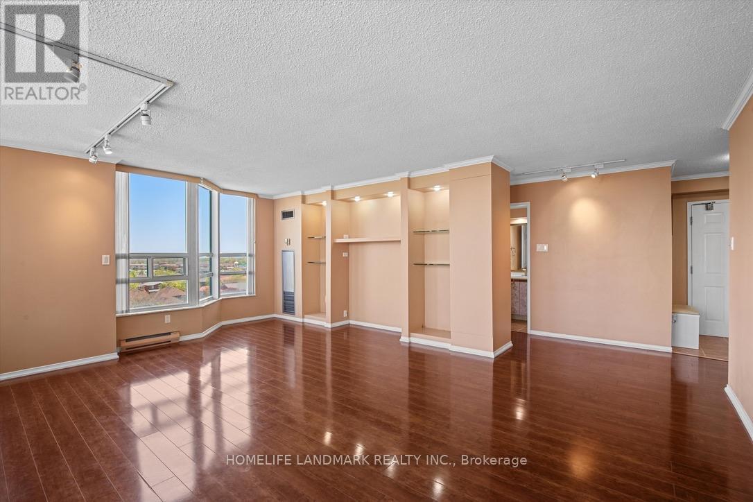 704 - 250 Webb Drive, Mississauga, Ontario  L5B 3Z4 - Photo 5 - W12549450