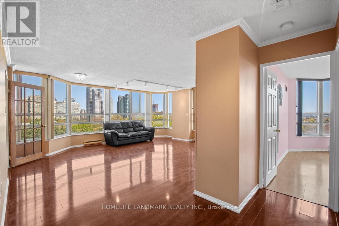 704 - 250 Webb Drive, Mississauga, Ontario  L5B 3Z4 - Photo 6 - W12549450