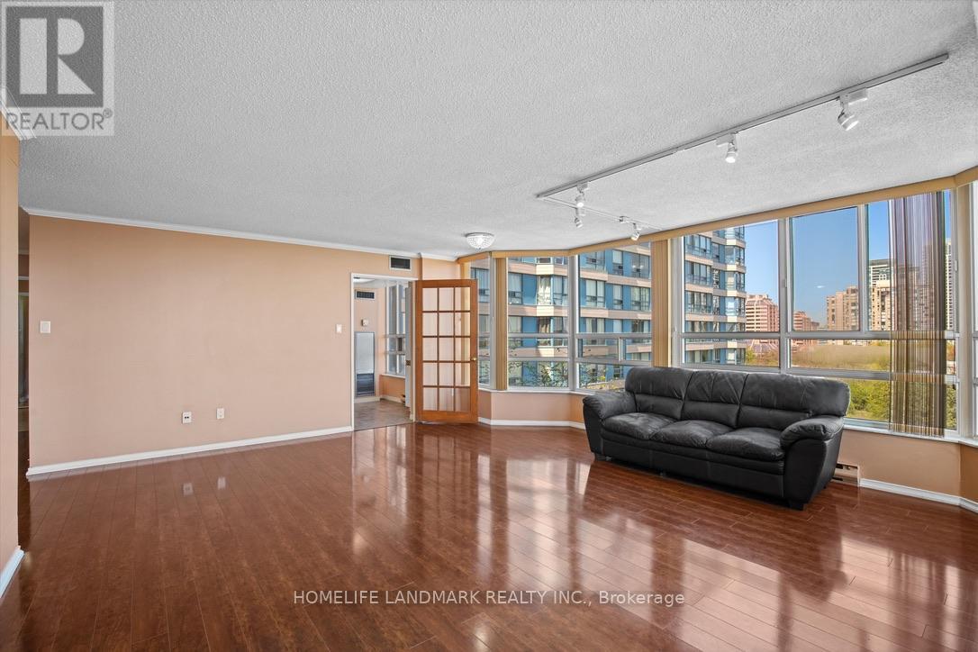 704 - 250 Webb Drive, Mississauga, Ontario  L5B 3Z4 - Photo 7 - W12549450