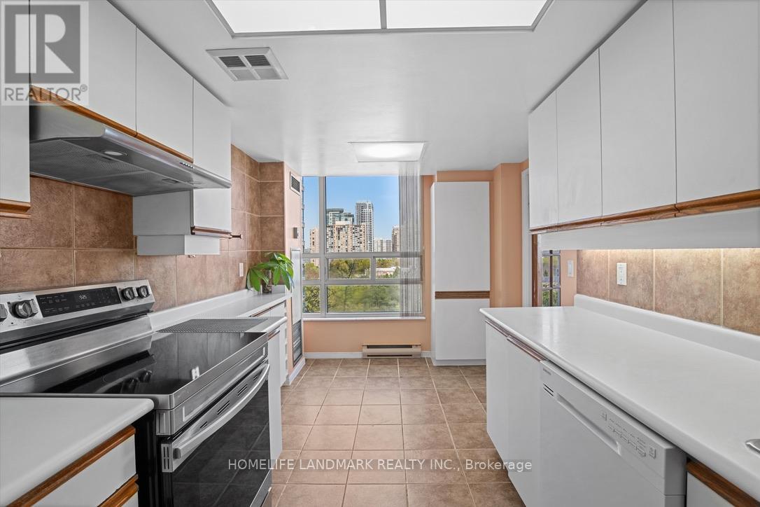 704 - 250 Webb Drive, Mississauga, Ontario  L5B 3Z4 - Photo 8 - W12549450