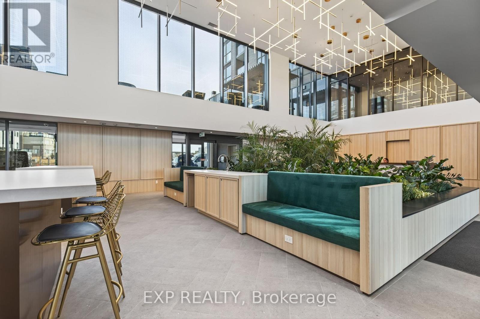 411 - 3071 Trafalgar Road, Oakville, Ontario  L6H 8C6 - Photo 10 - W12549468