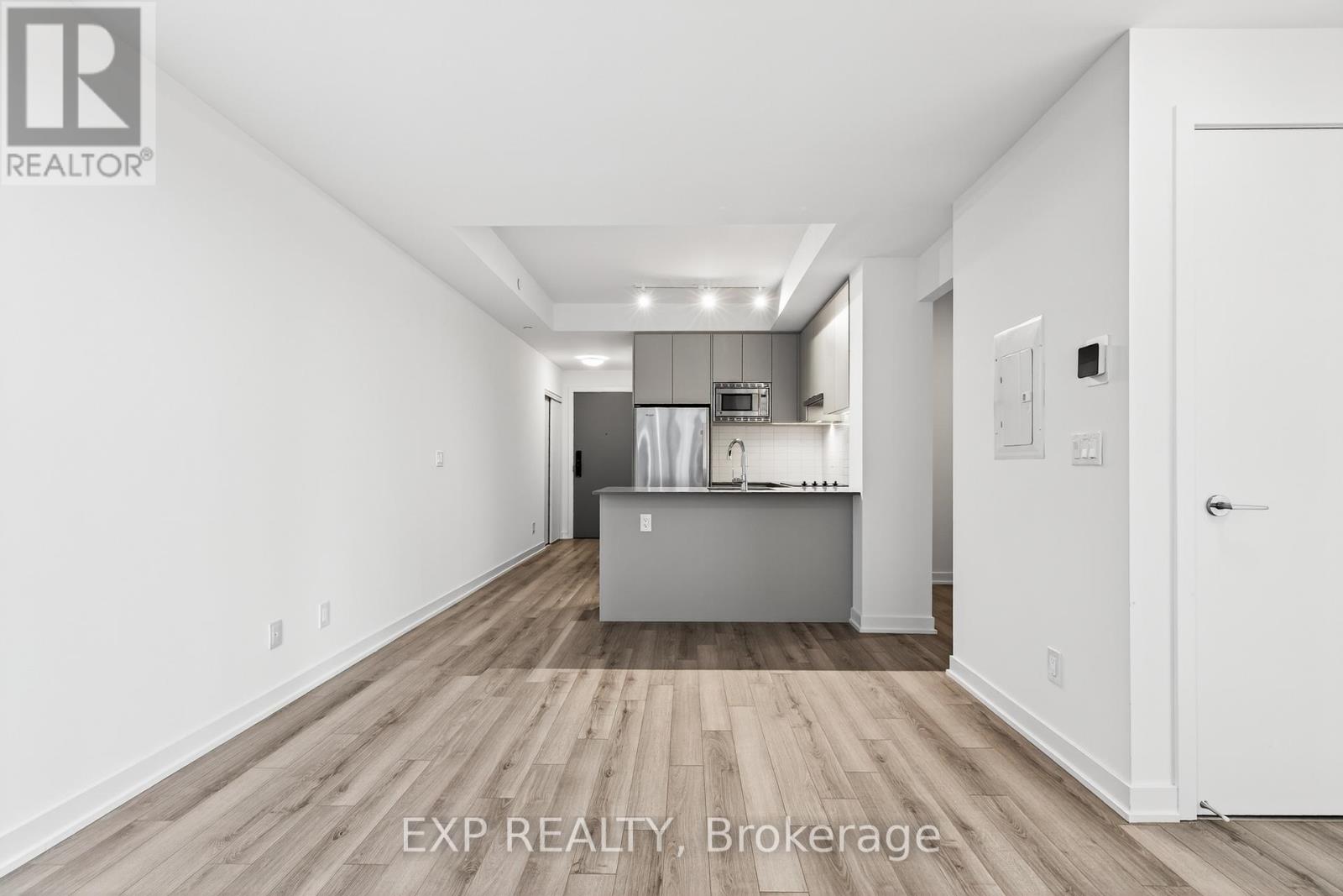 411 - 3071 Trafalgar Road, Oakville, Ontario  L6H 8C6 - Photo 24 - W12549468