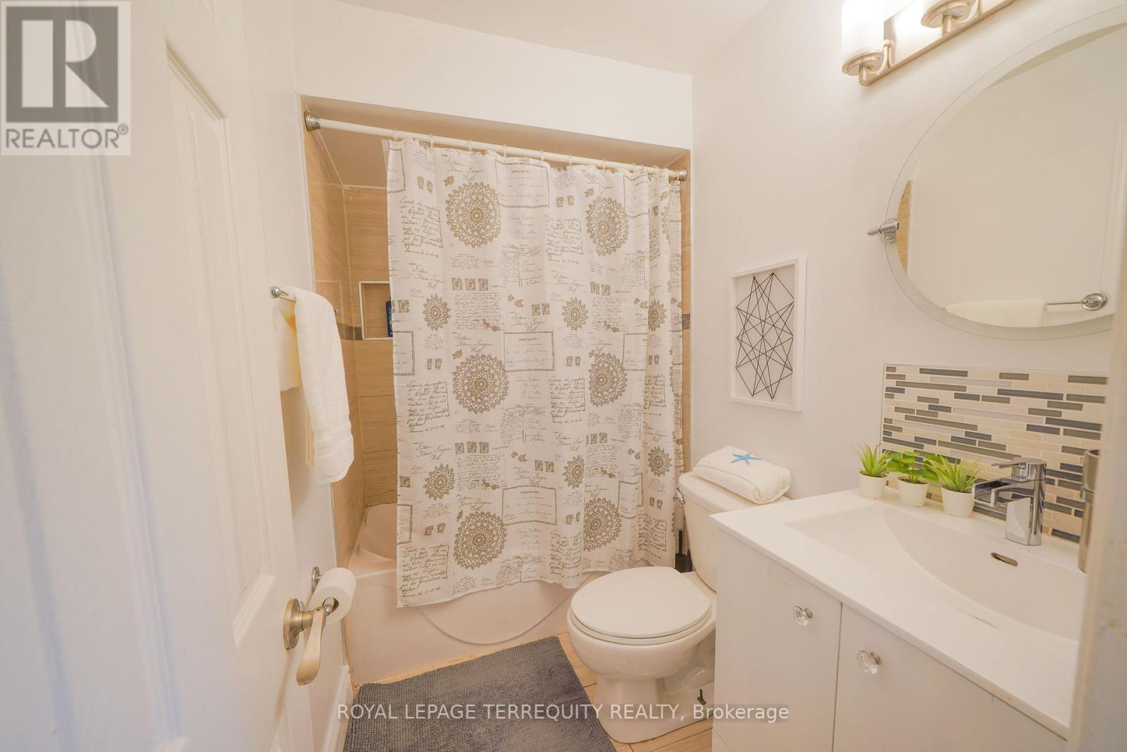 145 Springview Drive, Brampton, Ontario  L6X 4K2 - Photo 19 - W12549474