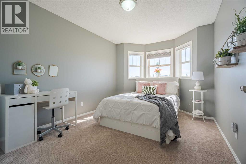 100 Coopers Heights Sw, Airdrie, Alberta  T4B 2S1 - Photo 19 - A2259009