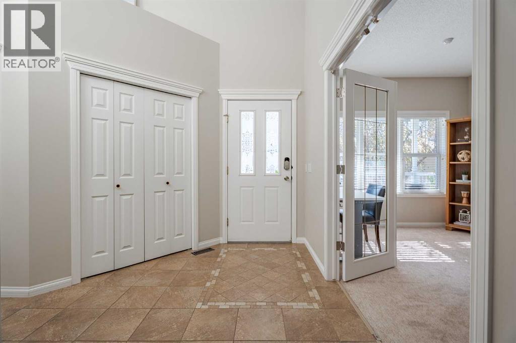 100 Coopers Heights Sw, Airdrie, Alberta  T4B 2S1 - Photo 3 - A2259009