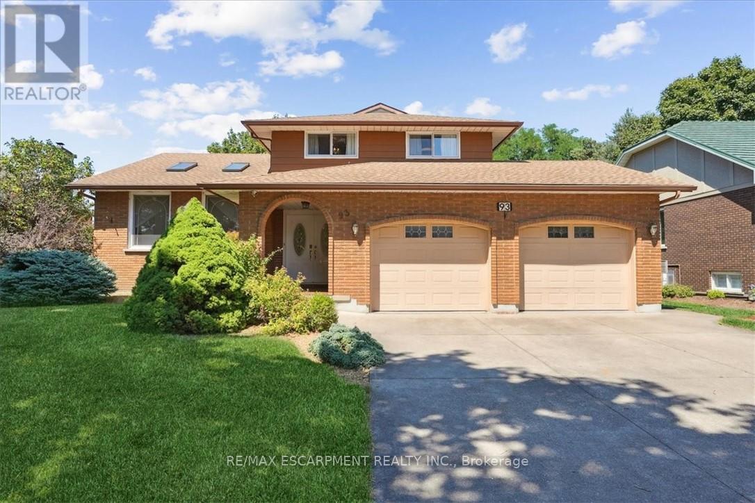 93 Westgate Park Drive, St. Catharines, Ontario  L2N 5X1 - Photo 3 - X12549454