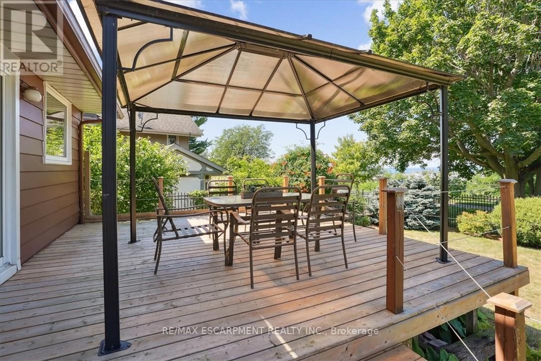 93 Westgate Park Drive, St. Catharines, Ontario  L2N 5X1 - Photo 33 - X12549454