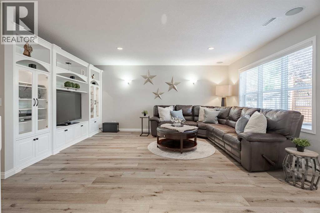 100 Coopers Heights Sw, Airdrie, Alberta  T4B 2S1 - Photo 23 - A2259009