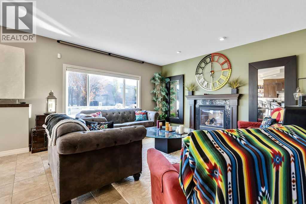 30 Drake Landing Road, Okotoks, Alberta  T1S 2M2 - Photo 4 - A2266398