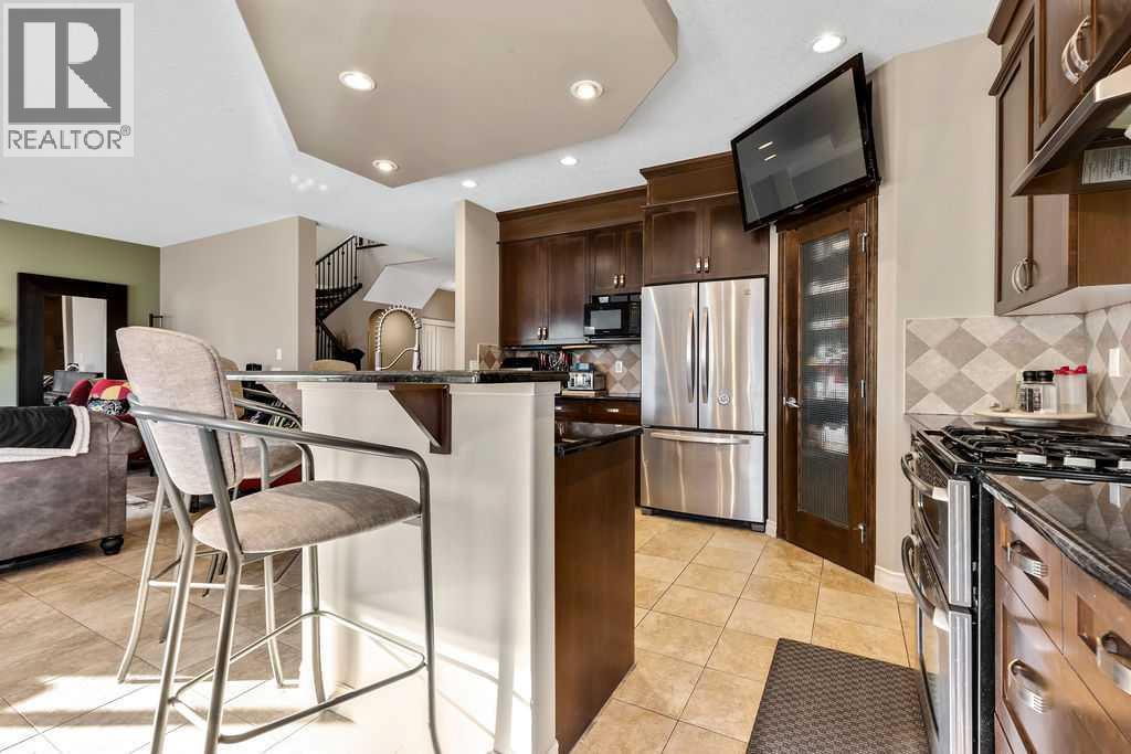 30 Drake Landing Road, Okotoks, Alberta  T1S 2M2 - Photo 9 - A2266398