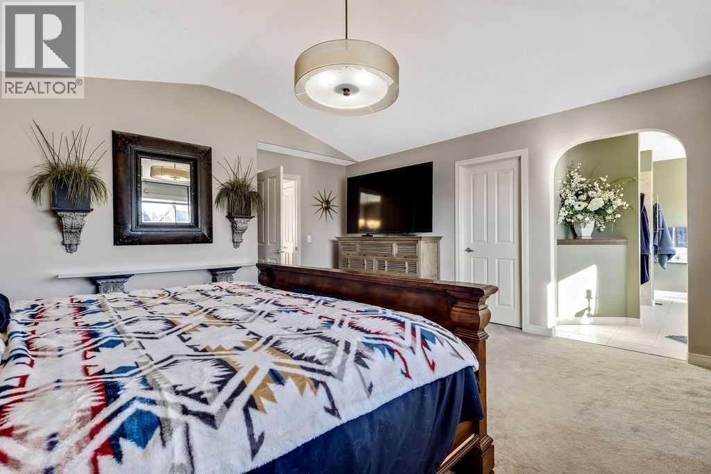 30 Drake Landing Road, Okotoks, Alberta  T1S 2M2 - Photo 12 - A2266398