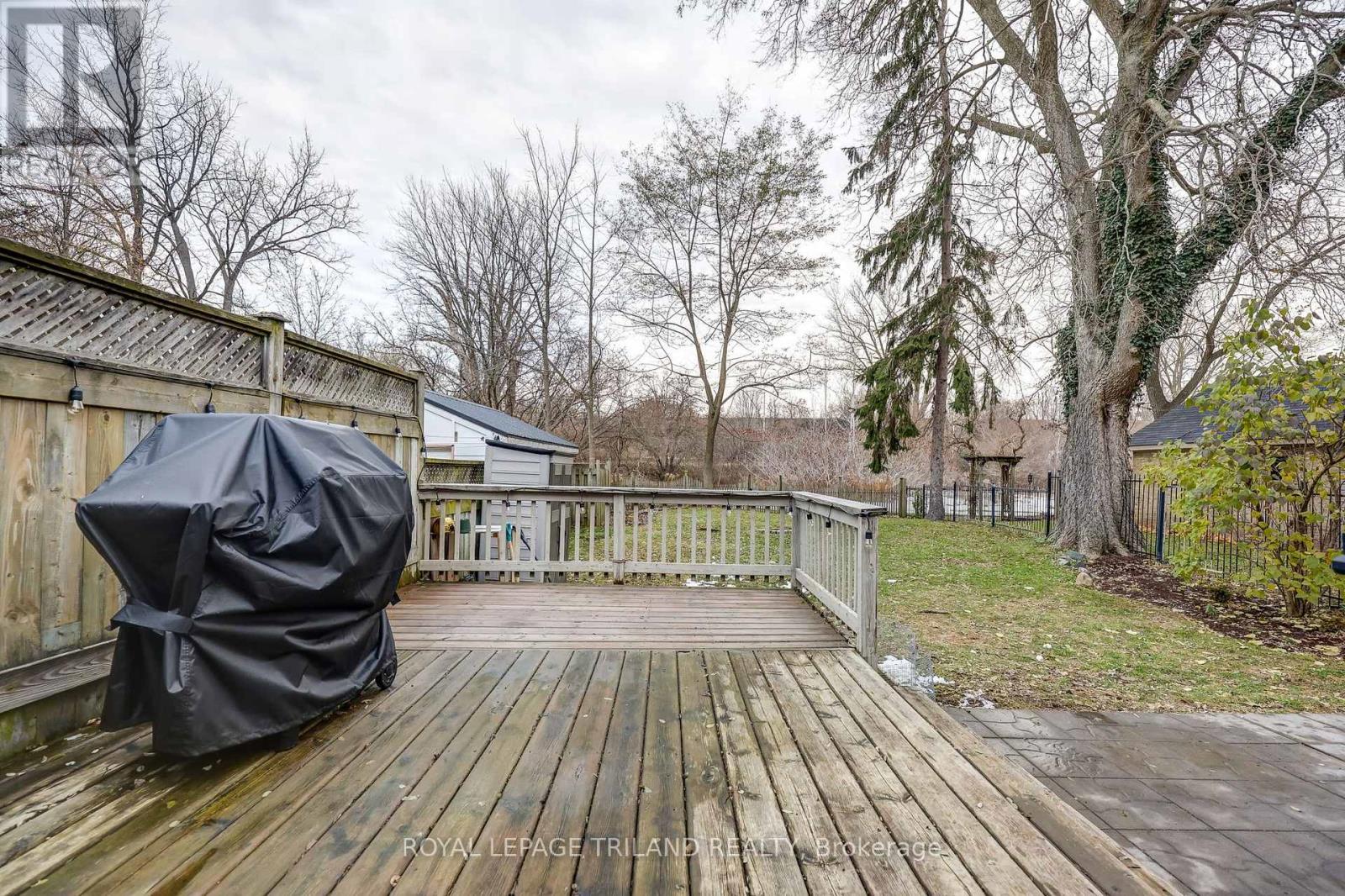 103 Springbank Drive, London South, Ontario N6J 1E5 - Photo 30 - X12549480