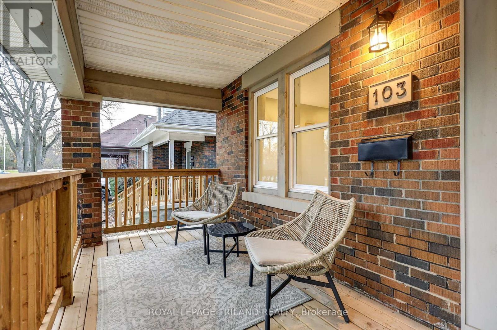 103 Springbank Drive, London South, Ontario N6J 1E5 - Photo 5 - X12549480