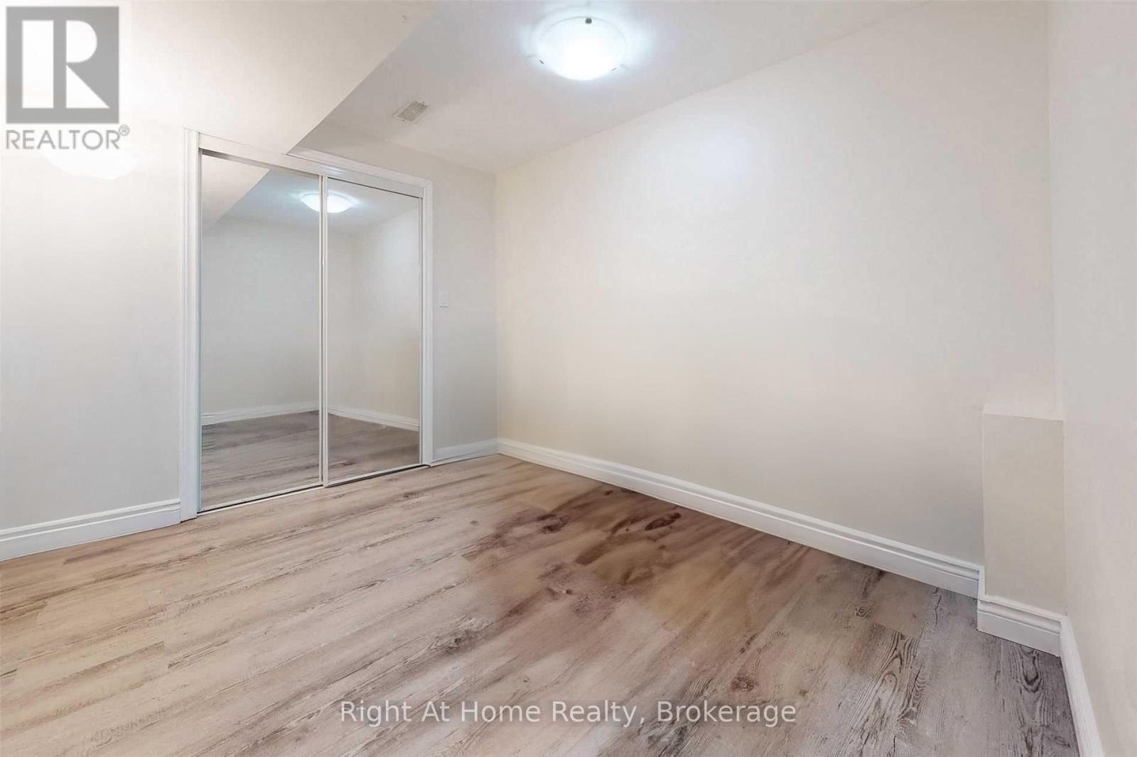 Lower - 126 Duncan Lane, Milton, Ontario  L9T 3X3 - Photo 12 - W12549228