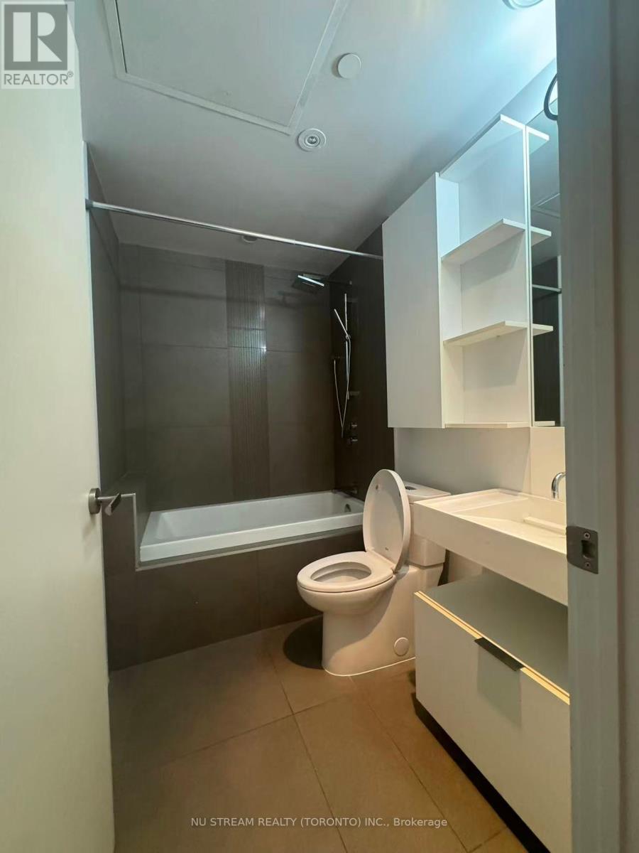 4806 - 5 St Joseph Street, Toronto, Ontario  M4Y 1J6 - Photo 4 - C12549478