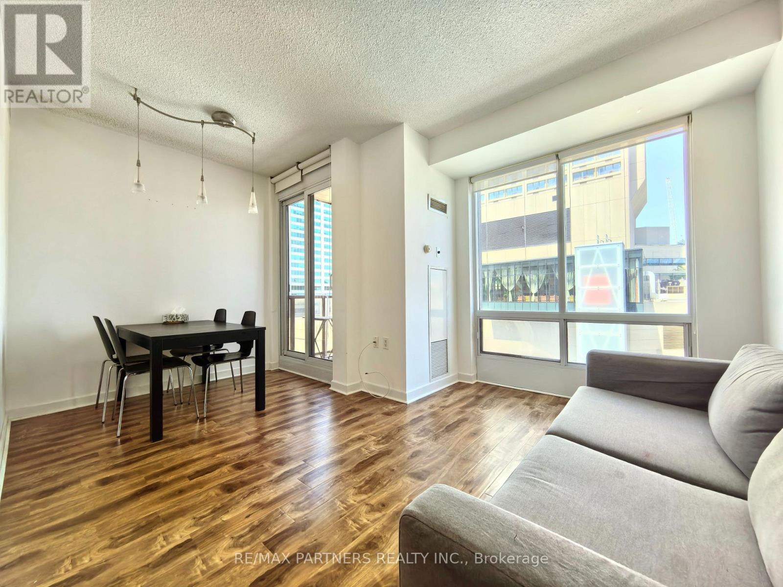 1202 - 85 Bloor Street, Toronto, Ontario  M4W 1B4 - Photo 4 - C12549490