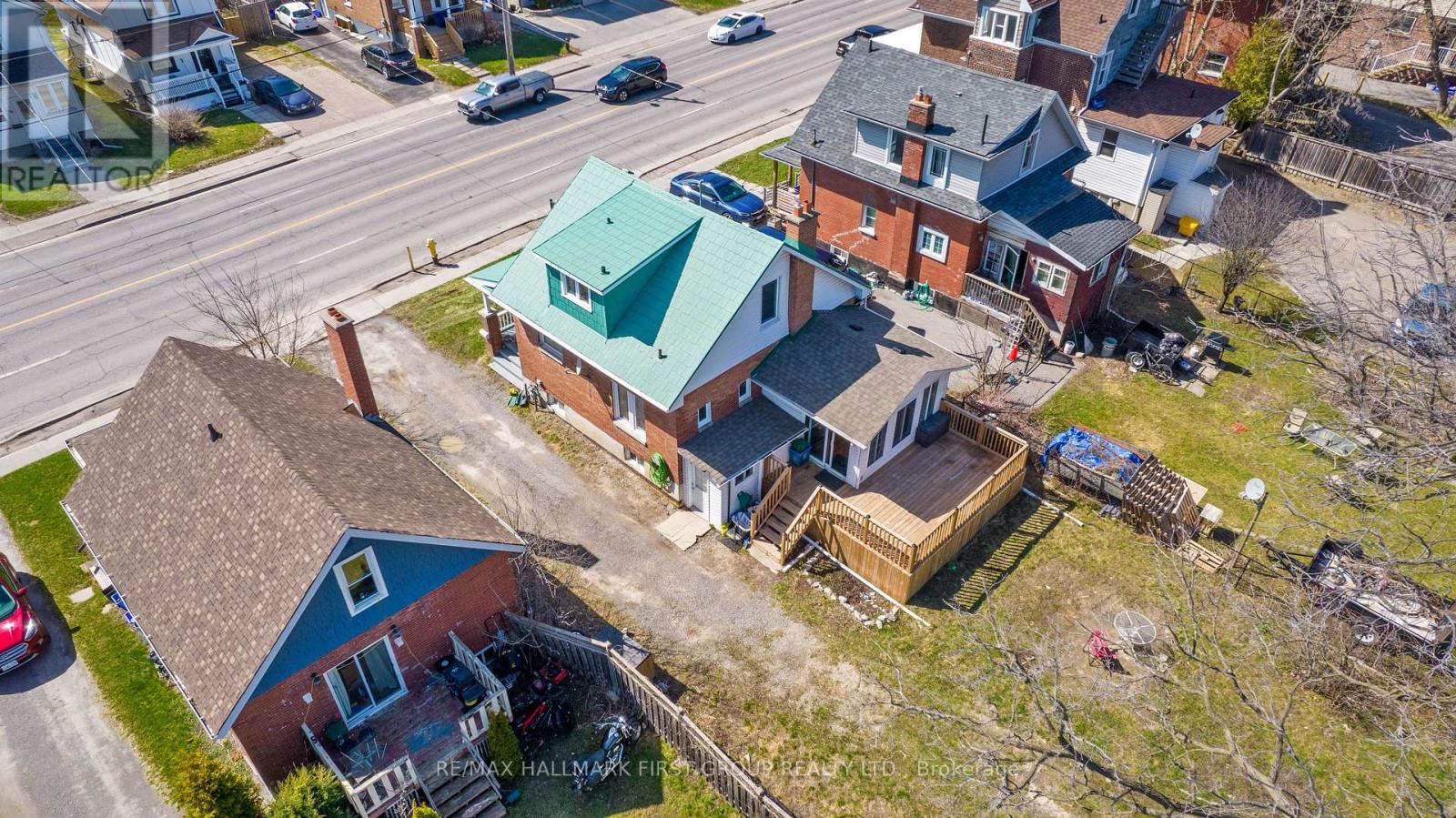 Upper - 93 Park Road S, Oshawa, Ontario  L1J 4G7 - Photo 13 - E12549486