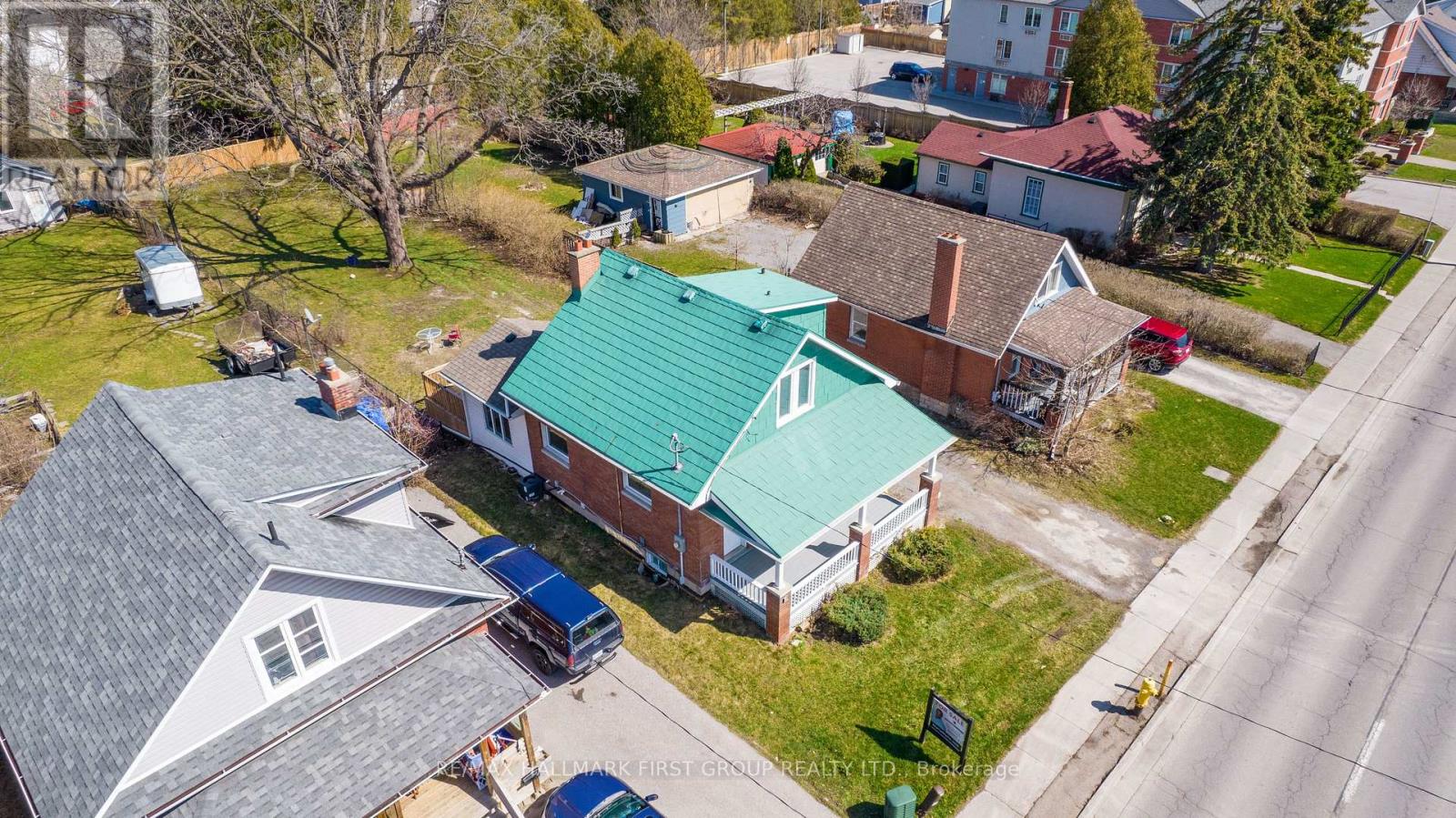 Upper - 93 Park Road S, Oshawa, Ontario  L1J 4G7 - Photo 3 - E12549486