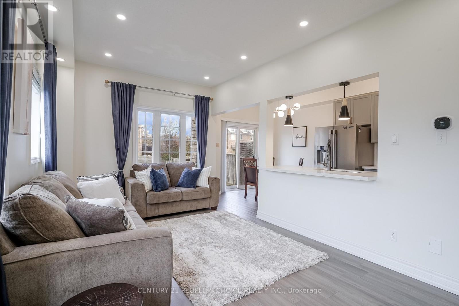 38 Taft Place, Clarington, Ontario  L1C 5M6 - Photo 9 - E12549488