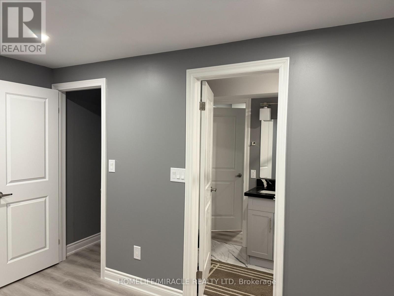 Lower - 7 Louise Crescent, Whitby, Ontario  L1P 0J8 - Photo 12 - E12549498