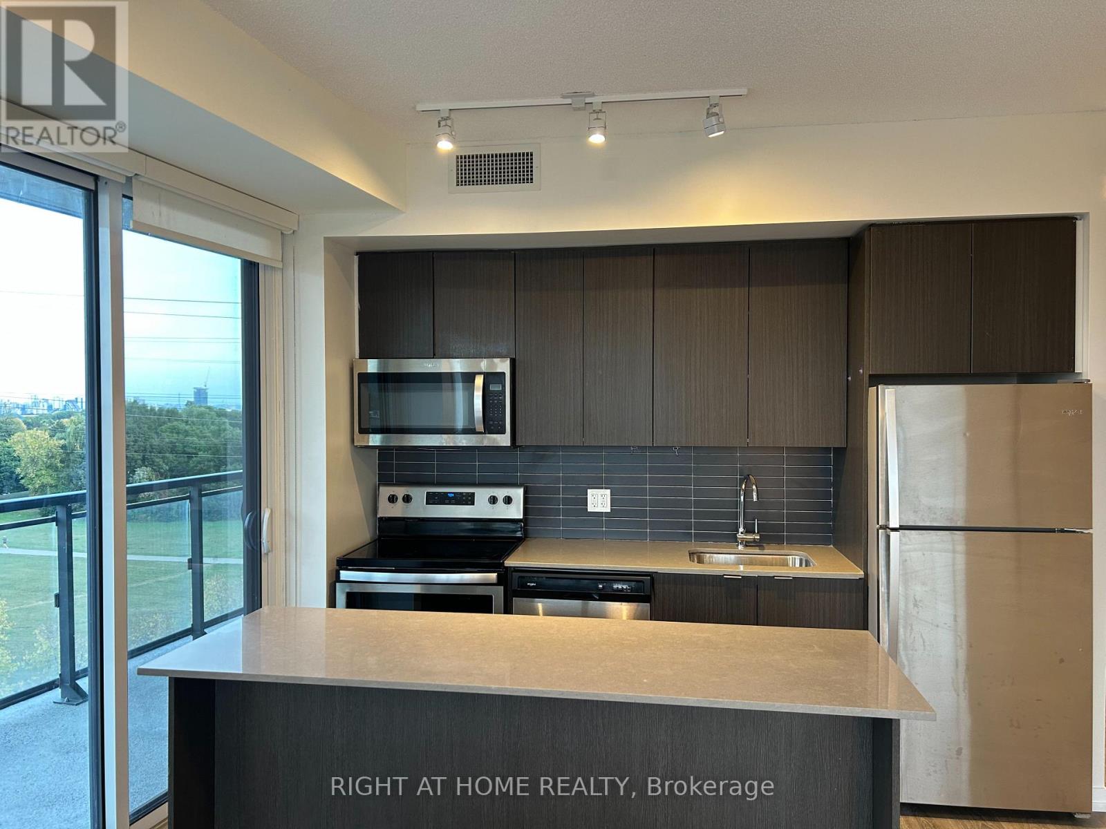 606 - 3237 Bayview Boulevard, Toronto, Ontario M2K 0G1 - Photo 10 - C12545152