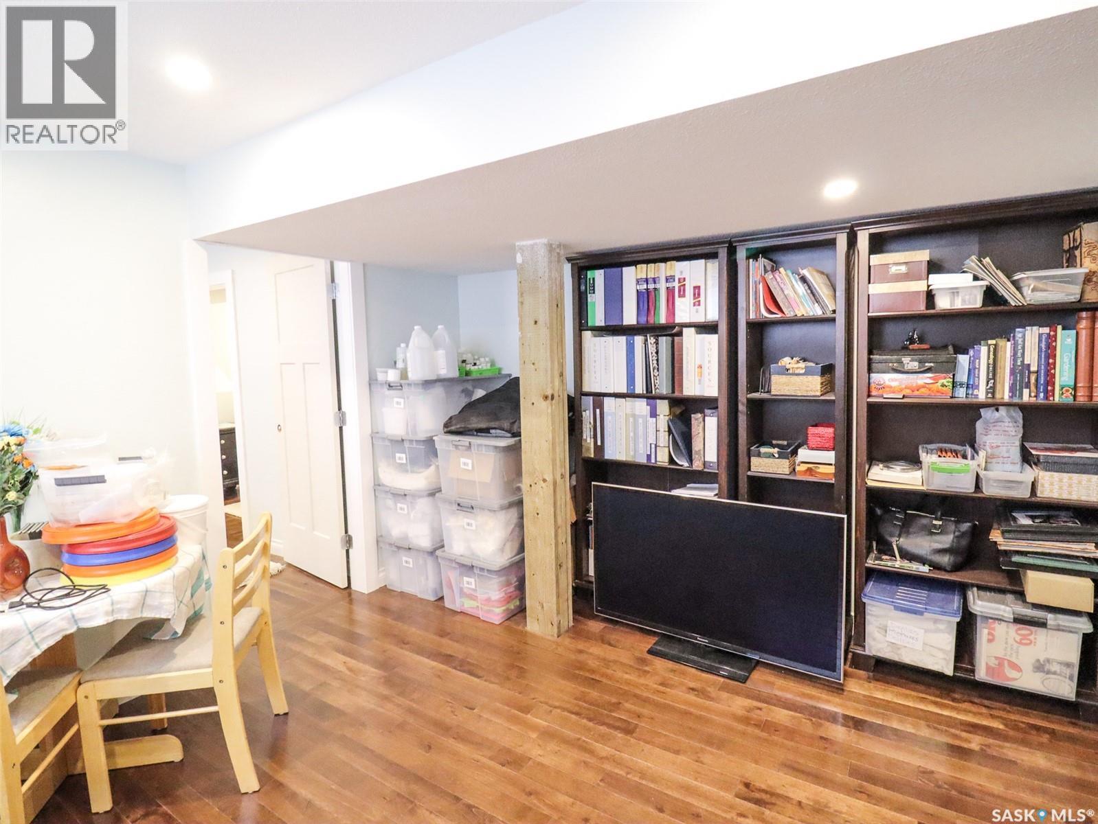 1310 Buick Street, Cadillac, Saskatchewan  S0N 0K0 - Photo 21 - SK024134