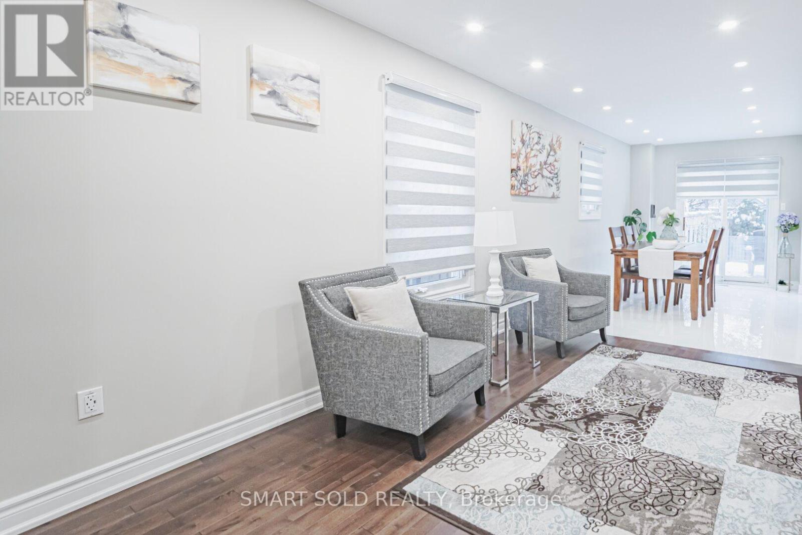 60 Steepleview Crescent, Richmond Hill, Ontario  L4C 9R3 - Photo 11 - N12535584