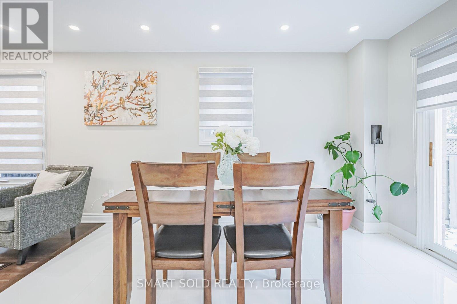 60 Steepleview Crescent, Richmond Hill, Ontario  L4C 9R3 - Photo 20 - N12535584