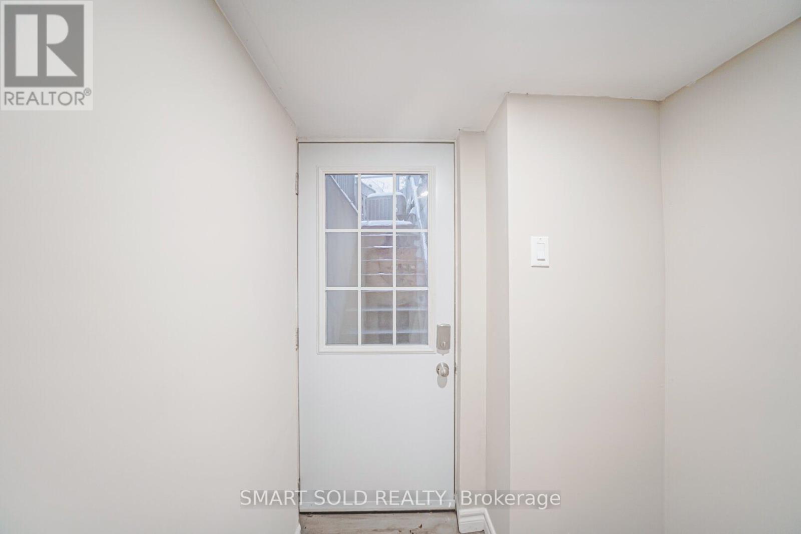 60 Steepleview Crescent, Richmond Hill, Ontario  L4C 9R3 - Photo 37 - N12535584