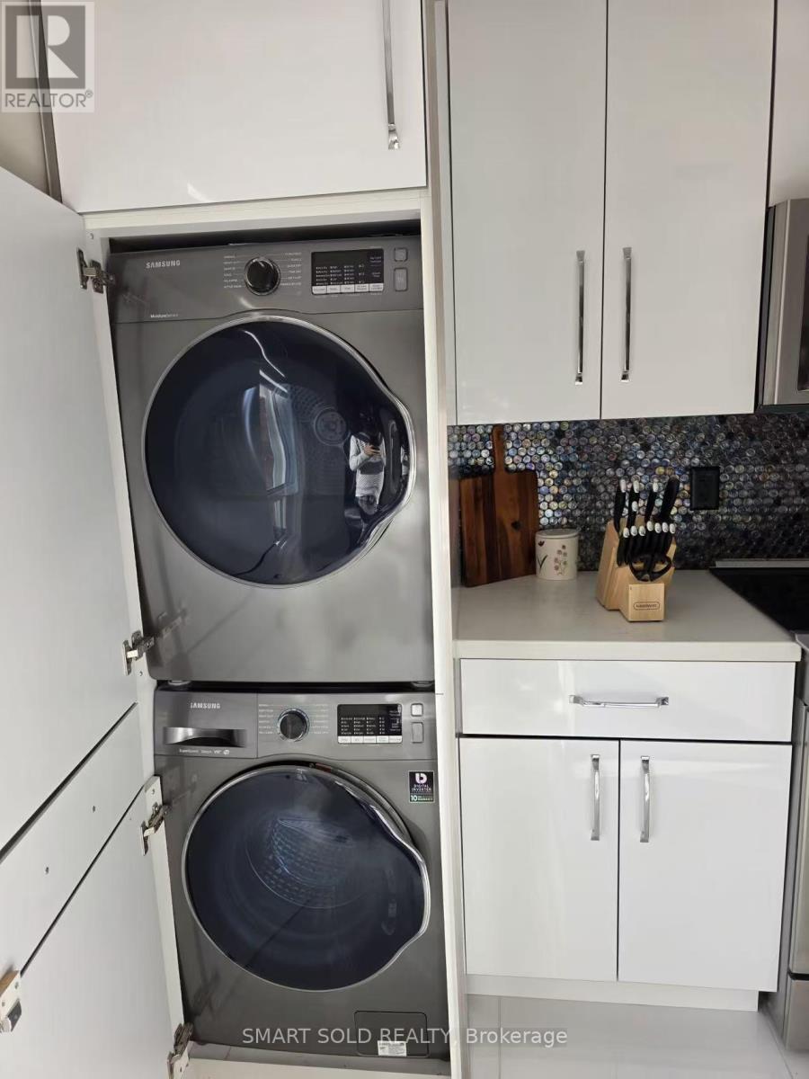 60 Steepleview Crescent, Richmond Hill, Ontario  L4C 9R3 - Photo 48 - N12535584