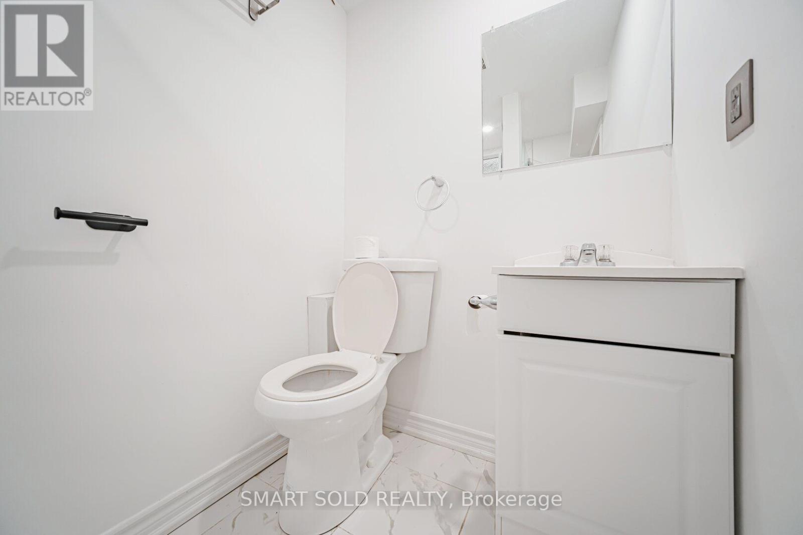 60 Steepleview Crescent, Richmond Hill, Ontario  L4C 9R3 - Photo 45 - N12535584