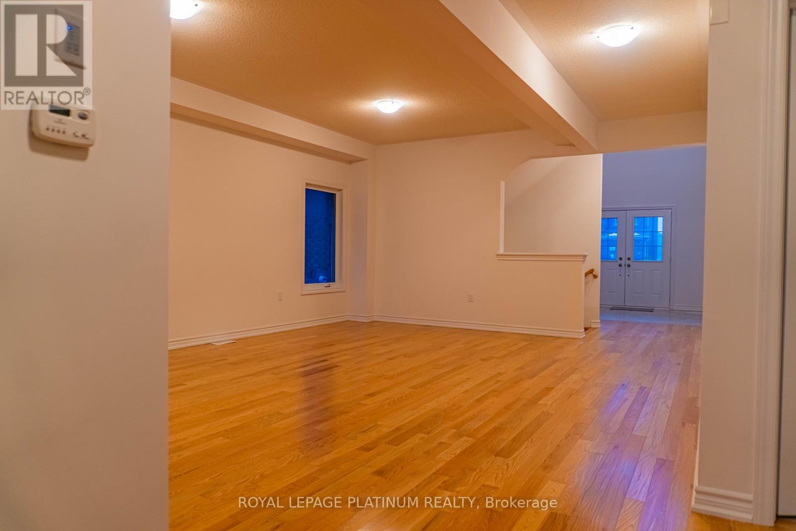 434 Vandusen Avenue, Southgate, Ontario  N0C 1B0 - Photo 5 - X12541464